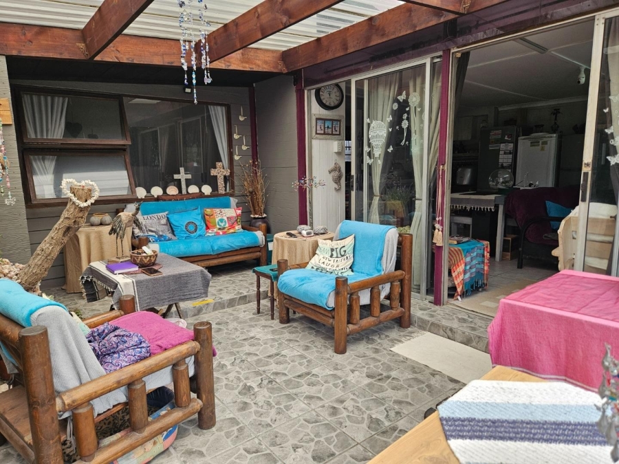 2 Bedroom Property for Sale in Pearly Beach Western Cape